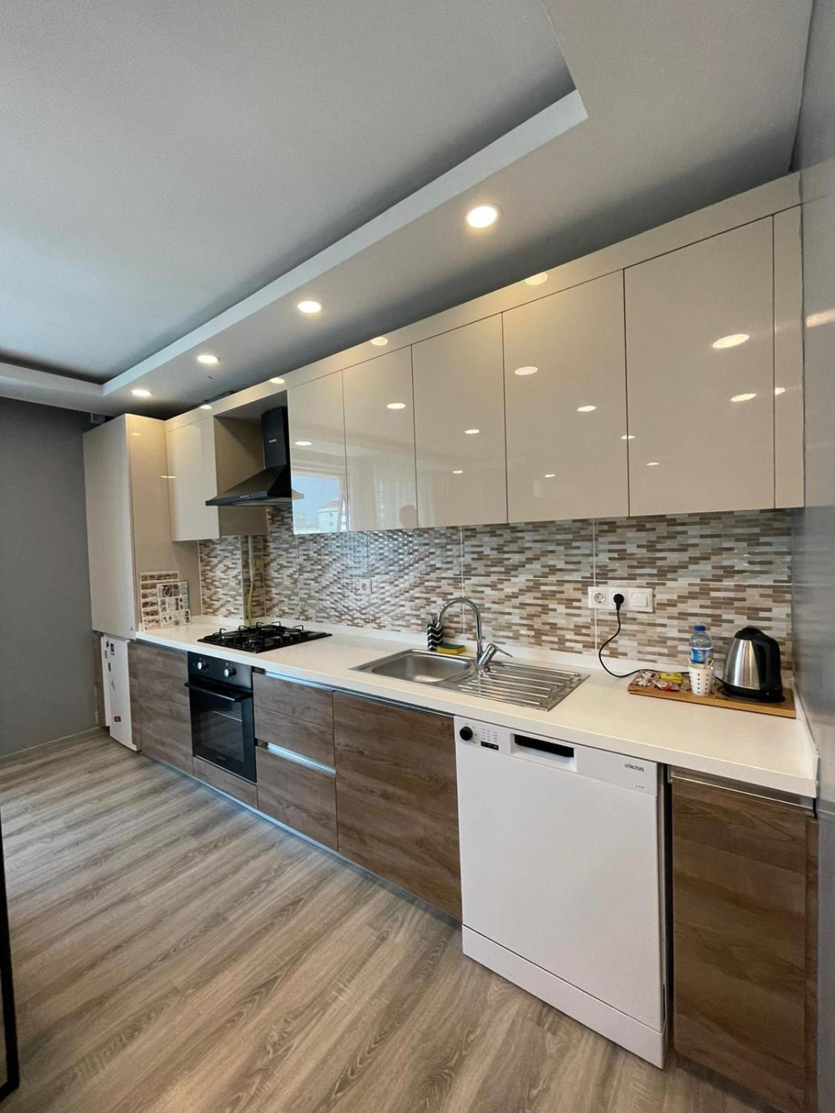On4 Rooms & Suites Istambul Exterior foto
