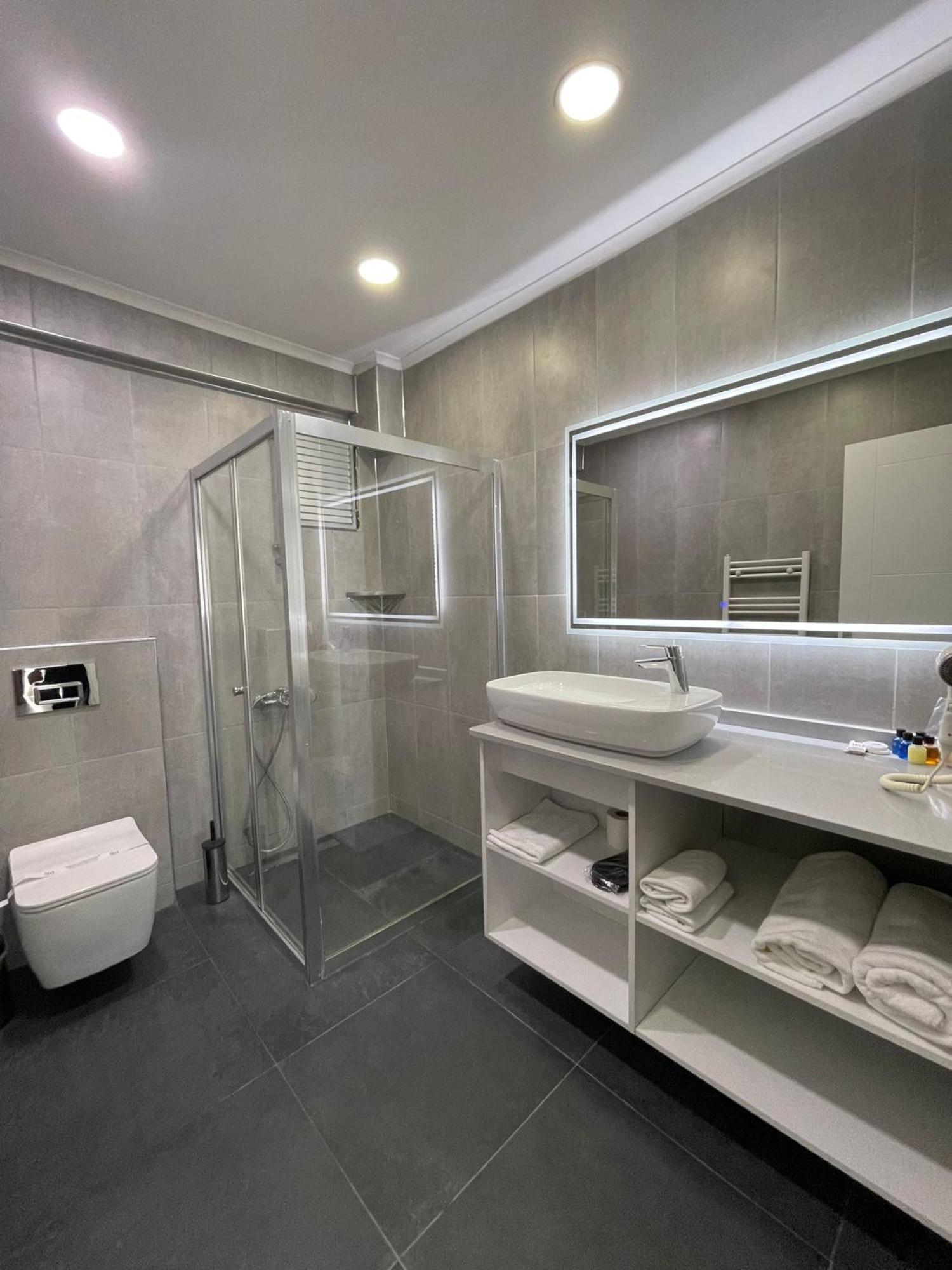 On4 Rooms & Suites Istambul Exterior foto